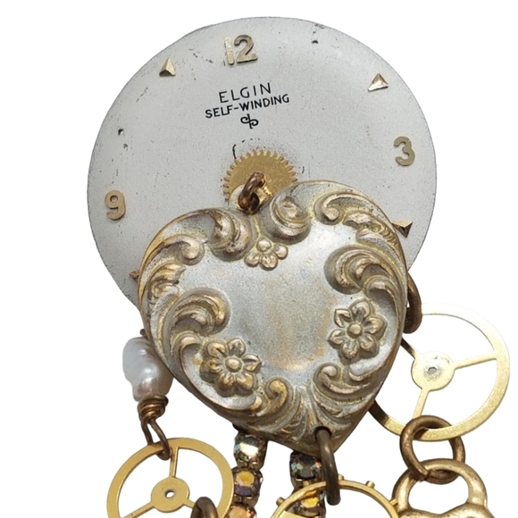 VINTAGE REPURPOSED WATCH FACE EARRINGS WITH ART NOUVEAU HEART & GOLDTONE CHARMS - Picture 6 of 7